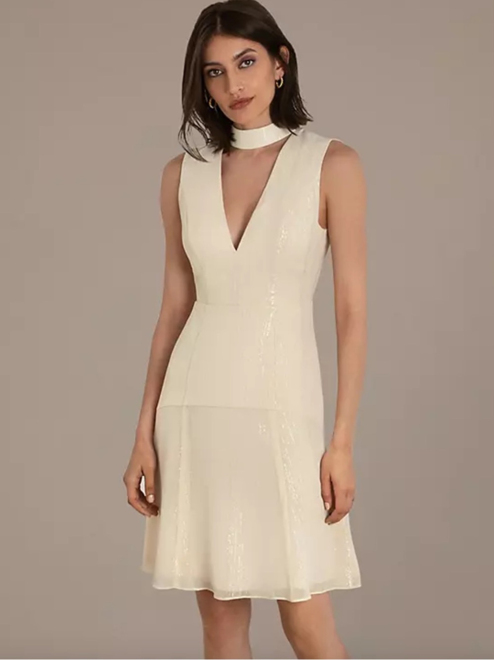 NWT Fame And Partners Lima V-neck Open Back Short Dress Champagne Size 14